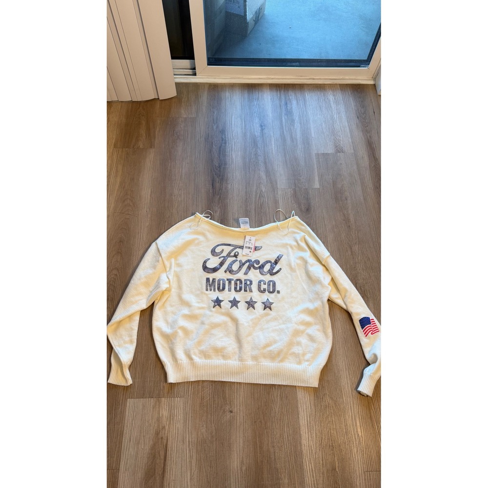 Ford Motor Co Graphic Sweater Off Shoulder American Flag Patch White XXL